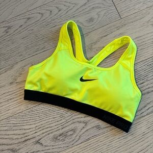 FN6 Nike Dri Fit Sports Bra with Removable Pads Size Small